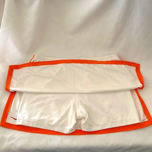 Nike~Skort / Versatile & Athletic - Picture 5 of 12